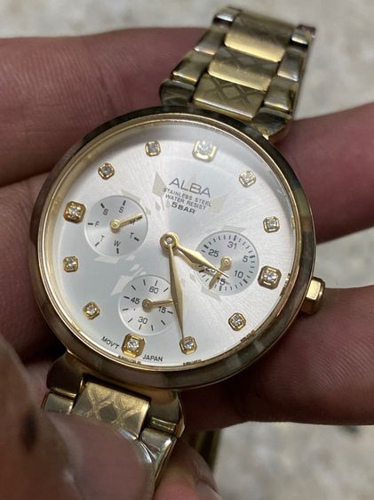 นาฬิกายี่ห้อ ALBA  ควอทซ์ ของแท้มือสอง  เดินทุกเข็ม สายยาว 17.5 เซนติเมตร  800฿ รูปที่ 2