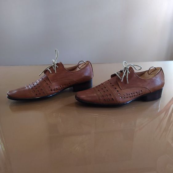 GUCCI
(Made in ITALY)
Men's 731 Authentic Vintage Gucci Shoes
Size 41
ราคา 2250฿ รูปที่ 5