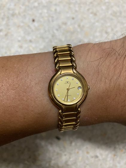 นาฬิกายี่ห้อ TECHNOS  สวิสเมด  เลดี้ แท้มือสอง  ทองยังสวย สายยาว 16 เซนติเมตร  1400฿  รูปที่ 12