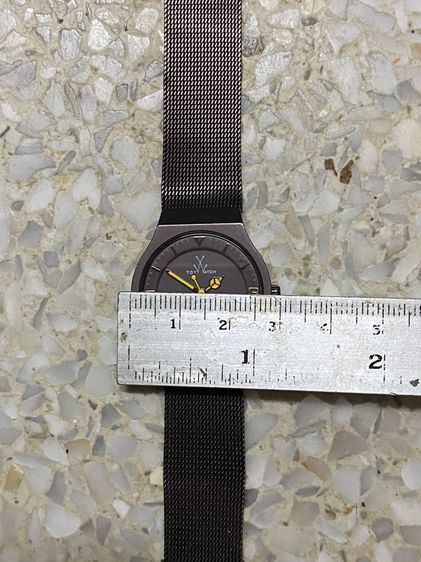 นาฬิกายี่ห้อ TOY WATCH  ของแท้มือสอง  สายปรับได้ถึง 19  มิลลิเมตร  900฿ รูปที่ 10