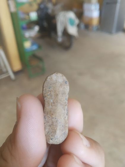 พระเนื้อดินผสมผง(พระปางนาคปรกหลังเรียบพิมพ์เล็ก(ไม่ทราบที่มา)(ไม่ทราบพระเกจิที่สร้าง))พระบ้านพระเครื่องรางของมงคล รูปที่ 10