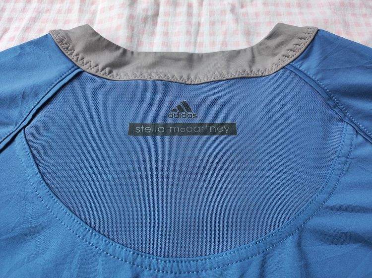 เสื้อกีฬาผู้หญิง Adidas Stella McCartney รูปที่ 6
