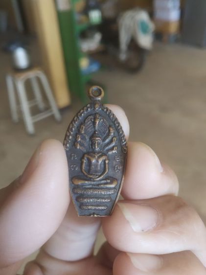 พระเหรียญเนื้อทองแดง(พระพิมพ์พระปางนาคปรก(เหรียญ)พระพุทธวรมัน(วัดกู่แตง)(จังหวัดบุรีรัมย์ปี2536))พระบ้านพระเครื่องรางของมงคล รูปที่ 6