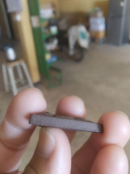 พระเนื้อผงแร่เหล็กน้ำพี้ทรงสามเหลี่ยม(พระพิมพ์พระสมเด็จนางพญาเสน่ห์จันทร์(รุ่นหมดห่วง)(จังหวัดอุตรดิตถ์))พระบ้านพระเครื่องรางของมงคล รูปที่ 14