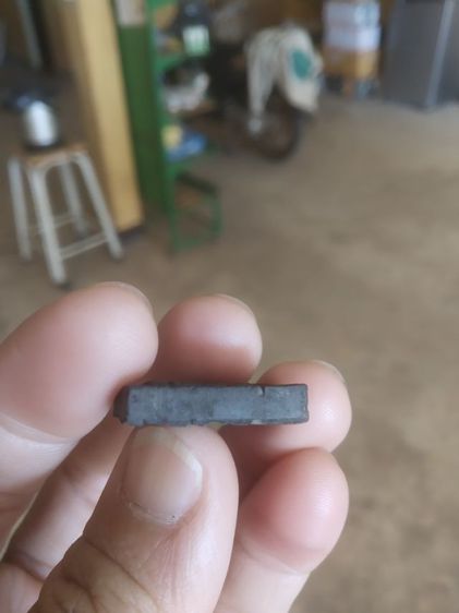 พระเนื้อแร่เหล็กน้ำพี้ผสมมวลสาร(พระพิมพ์พระนางกวักพิมพ์เล็กหลังยันต์(เนื้อออกสีดำ)(ไม่ทราบพระเกจิที่สร้าง))พระบ้านเครื่องรางของมงคล รูปที่ 15