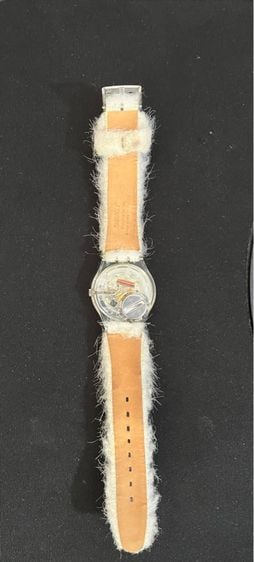 Vintage 1995 Swatch Frozen Tears White Baby Seal Faux Fur Wrist Watch GK202 ของแท้ ลายน้องอุ๋งๆเบบี้ ขนาด 35 มิลรวมเม็ด   รูปที่ 5