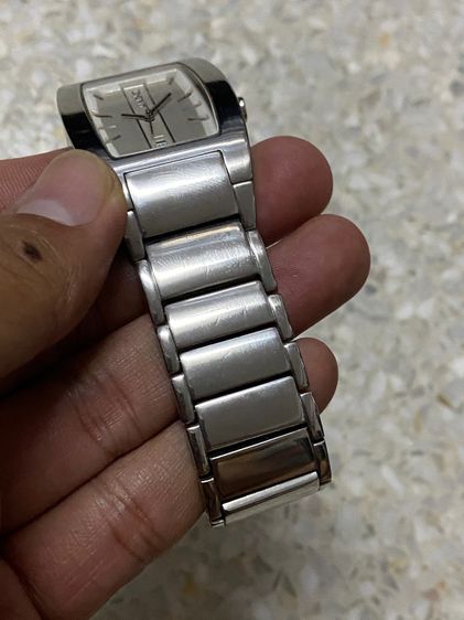 นาฬิกายี่ห้อ DKNY ของแท้มือสอง สแตนเลสทั้งเรือน สายยาว 18 เซนติเมตร  1000฿ รูปที่ 4