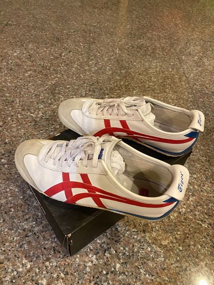 ขายรองเท้ามือ2ของแท้ยกกล่องสภาพดีมากไม่ค่อยได้ใส่นอนกล่องถูกมากกก รูปที่ 11