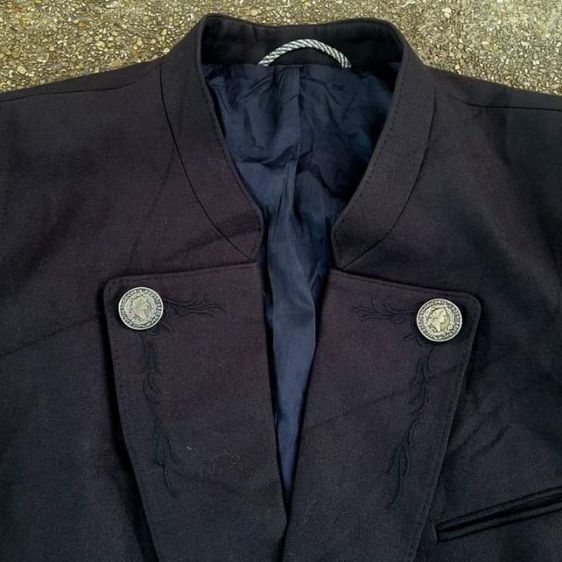 Julius Lang
Trachten wool 
Austria suit jackets
🔵🔵🔵 รูปที่ 4