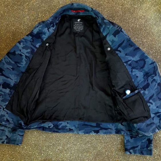 แจ็คเก็ตยีนส์
LOVELESS
lndigo camouflage 
biker jacket
🔴🔴🔴 รูปที่ 9