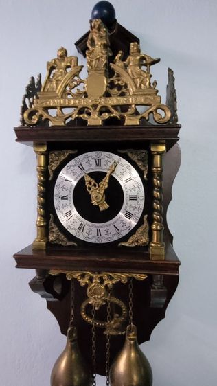 ขายนาฬิกาแขวนผนังกุ๊กกู ตุ้มถ่วง เสียงนกร้องบอกเวลาทุกครึ่งชม. กับ ชม. เป็นระบบที่ใช้กลไลตุ้มถ่วงน้ำหนักเป็นพลังงานต้องดึงโซ่ตุ้มถ่วงสภาพสวย รูปที่ 13