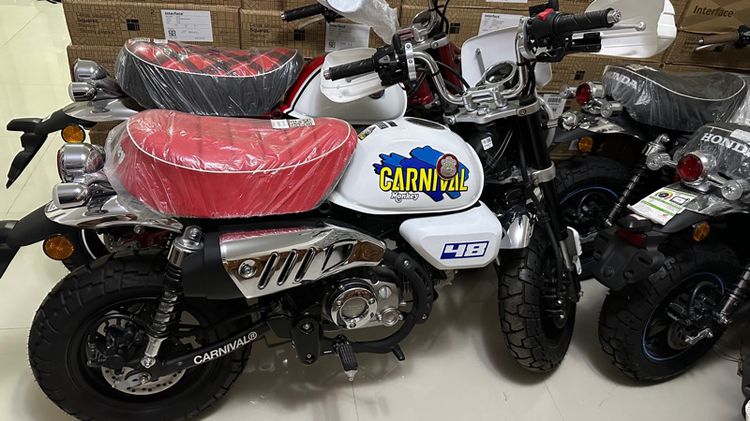 Honda Monkey Carnival  Limited 2023 ทีทั้งหมด  99 คัน ของแถมครบ รถใหม่ ไม่เคยใช้งาน  รูปที่ 3