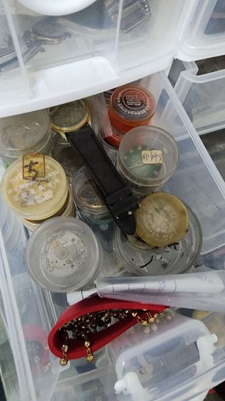 ราคาไม่เท่ากัน นาฬิกา อะไหล่เรือนทองคำ 14K เก่าเก็บ หายาก เรือนเล็ก สวย ของแท้ เดิมๆ สภาพดี ราคาแต่ละชิ้นไม่เท่ากัน รูปที่ 4