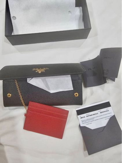 Prada Saffiano Leather Wallet รูปที่ 3