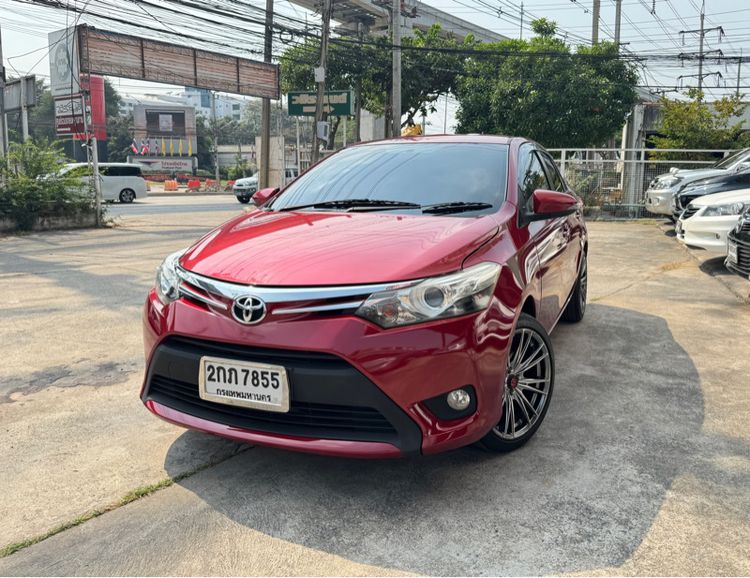 รถ Toyota Vios 1.5 G สี แดง