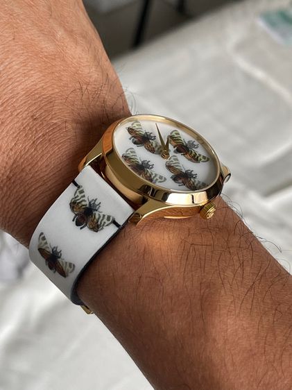 GUCCI G-Timeless Hologram Bee  Butterfly Motif Watch, Limited Edition YA1264109 รูปที่ 16