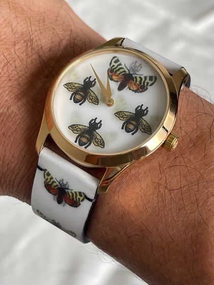 GUCCI G-Timeless Hologram Bee  Butterfly Motif Watch, Limited Edition YA1264109 รูปที่ 15
