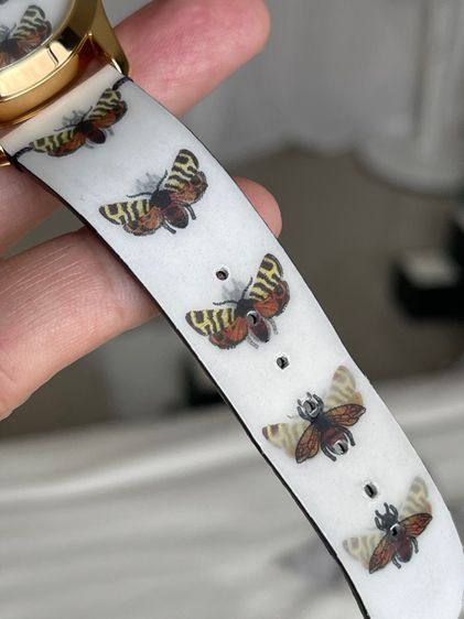 GUCCI G-Timeless Hologram Bee  Butterfly Motif Watch, Limited Edition YA1264109 รูปที่ 11