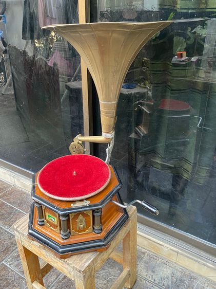 เครื่องเล่นแผ่นเสียงเก่า รูปที่ 4