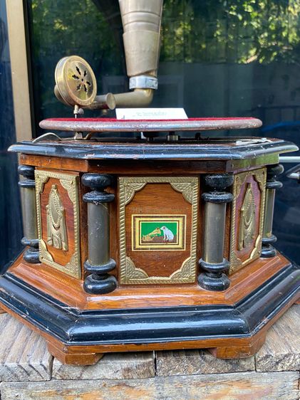 เครื่องเล่นแผ่นเสียงเก่า รูปที่ 6