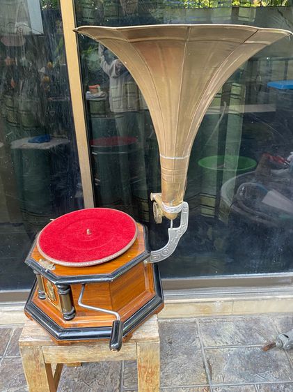 เครื่องเล่นแผ่นเสียงเก่า รูปที่ 5