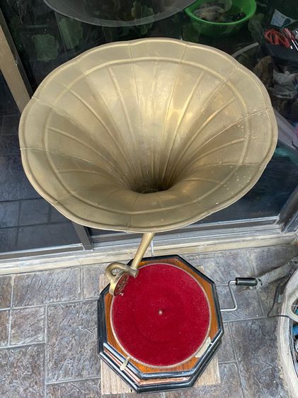 เครื่องเล่นแผ่นเสียงเก่า รูปที่ 3