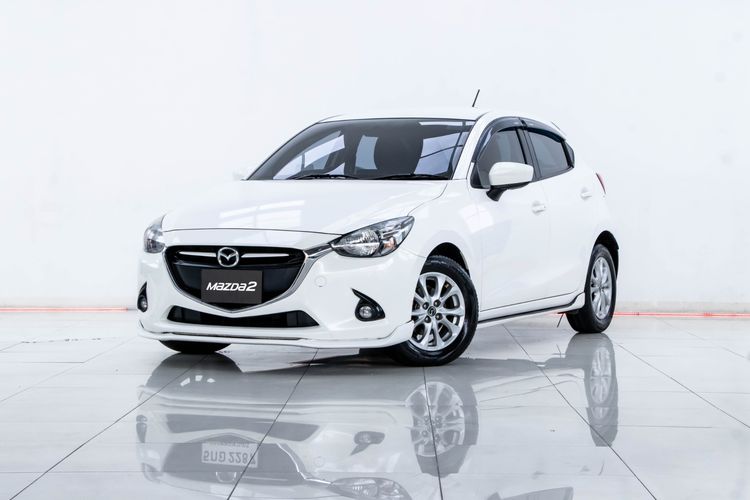 Mazda Mazda 2 2017 1.3 High Connect Sedan เบนซิน ไม่ติดแก๊ส เกียร์อัตโนมัติ ขาว รูปที่ 2
