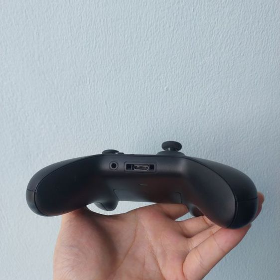 Xbox Controller สีดำ รูปที่ 4