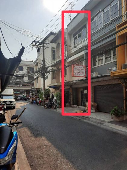 ขายอาคารพาณิชย์ 3 ชั้น  16 ตรว. ซอยประชาราษฎร์บำเพ็ญ11 ห้วยขวาง ต้นซอย ทำเลดีมาก รูปที่ 3