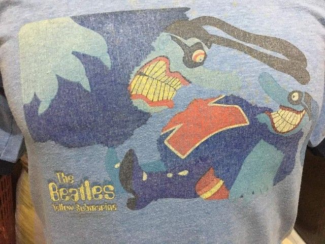 Vintage The Beatles Promo album Yellow submarine t shirt blue sand jump Made in USA รูปที่ 2
