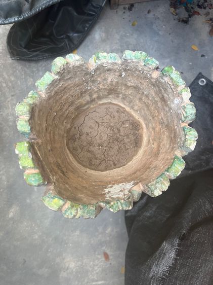 กระถางปูนต้นไม้เก่า รูปที่ 5