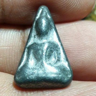 พระพิมพ์นางพญา วัดโคนอน กรุงเทพ ปี2514 เนื้อชินตะกั่ว หลวงปู่โต๊ะปลุกเสกพระแท้หายาก สวยเดิม เหมาะกับผู้หญิง และ ลูกหลาน พระดีปีลึก มี 3 องค์ รูปที่ 5