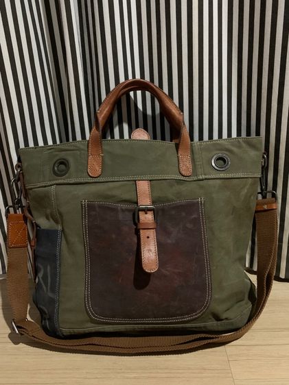 ขาย Messenger bag งาน Handcraft ทำ 1 ใบเดียวในโลก งานส่งออก ตปท. ผ้าทหาร เย็บกับหนังฟอกฝาดสีน้ำตาล สภาพใหม่มาก ใบใหญ่ใส่โน๊ตบุ๊คได้สบาย รูปที่ 3