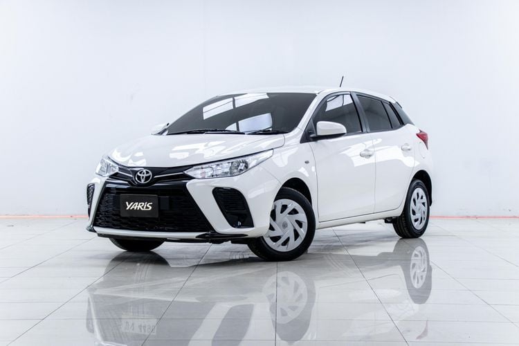 Toyota Yaris 2022 1.2 Entry Sedan เบนซิน ไม่ติดแก๊ส เกียร์อัตโนมัติ ขาว รูปที่ 4