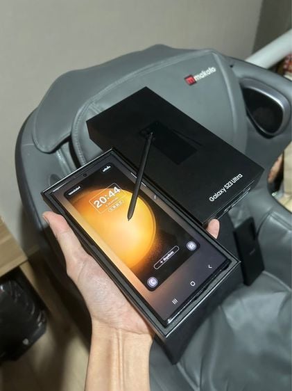 Galaxy Z Fold 4 512 GB samsung s23 ultra 5G ตั้งรับรับซื้อให้ราคาดี เน้นพิกัดในเมืองเชียงใหม่จร้า