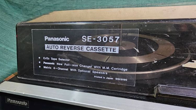 เครื่องเสียงเล่นแผ่น vintage panasonic model.se-3057auto reverse  cassette made in japan
เครื่องใหญ่ รูปที่ 15
