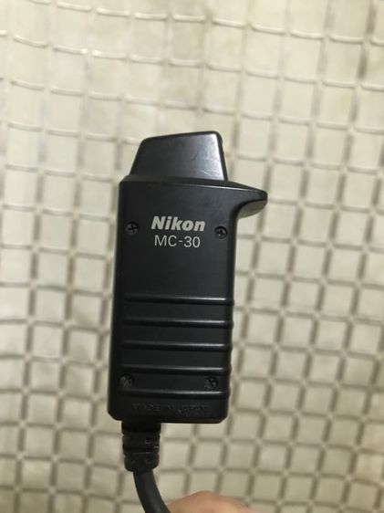 สายลั่นชัตเตอร์ Nikon MC-30