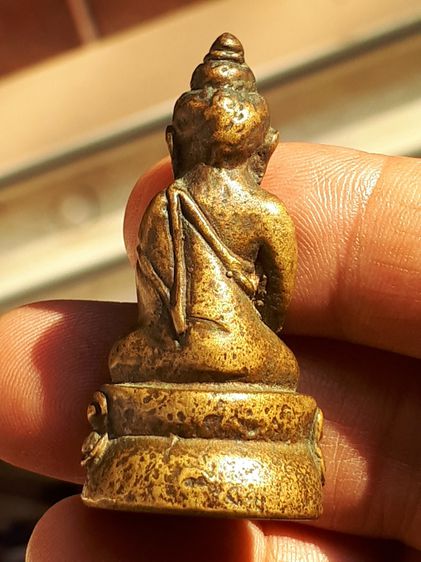 พระกริ่ง ตอกโค๊ดตัวเลขไทย ๗๘๙ หลวงพ่อคูณ ปริสุทโธ วัดบ้านไร่ รุ่นแรกๆ เนื้อโลหะ กริ่งดัง เก่า แท้ แปลก เลขสวยมาก หายาก  รูปที่ 3