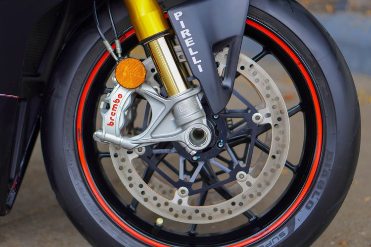 Ducati Panigale V4S  ปี 2018 จดทะเบียนปี 2019 เลขไมล์ 2,xxx Km รูปที่ 7