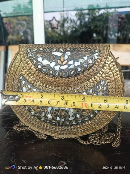 กระเป๋าสะพายประดับมุกเนื้อทองเหลืองเก่า รูปที่ 11