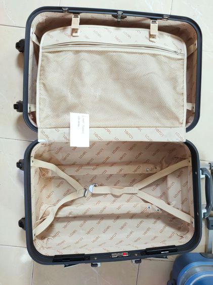 กระเป๋าเดินทางแบรนด์ Lojel มือสองญี่ปุ่นโครงแข็งแรงมากไซน์21นิ้ว มือสองญี่ปุ่นเปลี่ยนล้อแล้วมีรอยใช้งานตามรูป รูปที่ 5