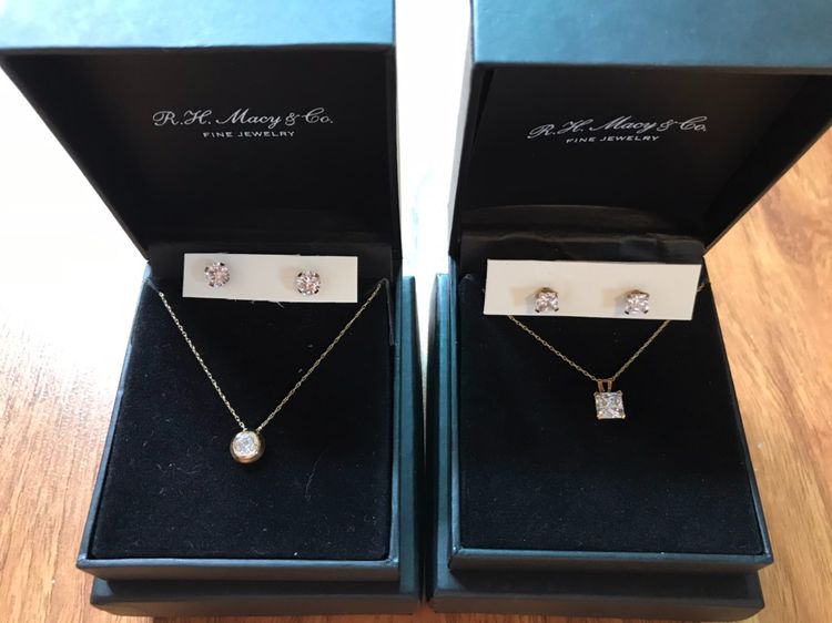14K Goldเเท้ สร้อยพร้อมจี้เเละต่างหูทรงกลมเเละทรงเหลี่ยม รูปที่ 9