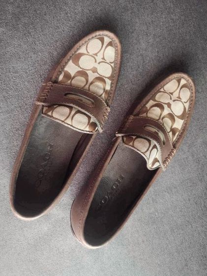 Coach monogram loafers รูปที่ 2