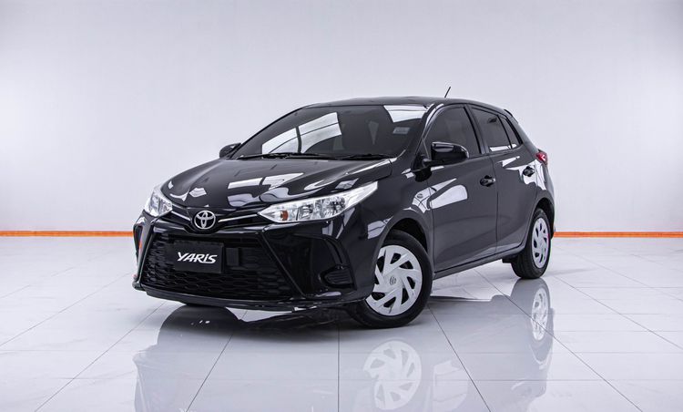 Toyota Yaris 2022 1.2 Entry Sedan เบนซิน ไม่ติดแก๊ส เกียร์อัตโนมัติ ดำ รูปที่ 4