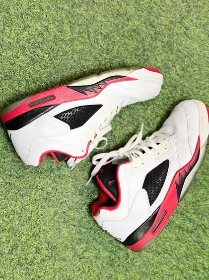 Nike Air Jordan 5 Low “Fire Red”  รูปที่ 6