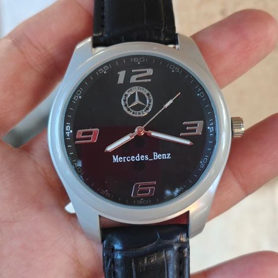 นาฬิกา Benz ญี่ปุ่น ไม่ผ่านการใช้งาน ระบบถ่าน ซึ่งข้อหล่อมาก