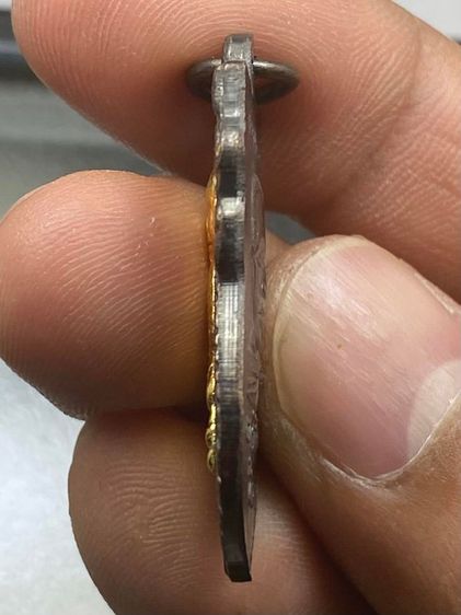 เหรียญหลวงปู่ทวดหน้ากากทอง พร้อมกล่อง รูปที่ 5