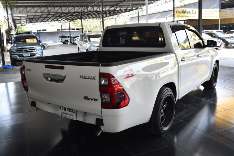 Toyota Hilux Revo 2022 2.4 Z Edition Mid Pickup ดีเซล ไม่ติดแก๊ส เกียร์ธรรมดา ขาว รูปที่ 4