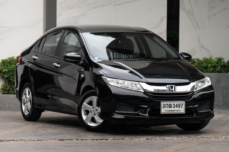 Honda City 2014 1.5 V Plus i-VTEC Sedan เบนซิน ไม่ติดแก๊ส เกียร์อัตโนมัติ ดำ รูปที่ 2
