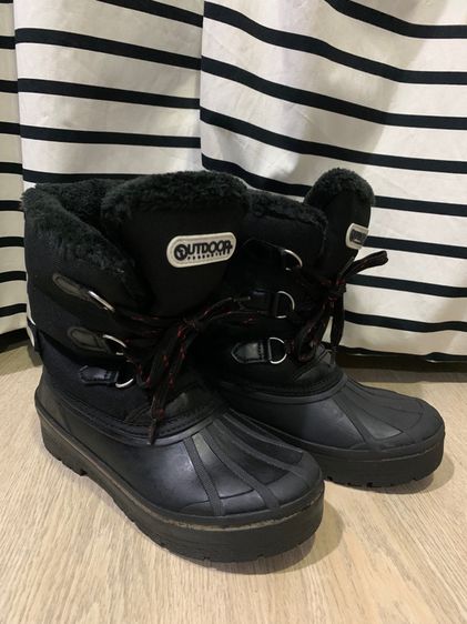 รองเท้าบูทกันหิมะ OUTDOOR  หนังสีดำ บุผ้าวูลกันหนาว ซับในอุ่นๆ  สายแฟชั่น สายไฮ ใส่ลุยหิมะ ลุยฝน อุ่นเท้าแน่นอน รูปที่ 2